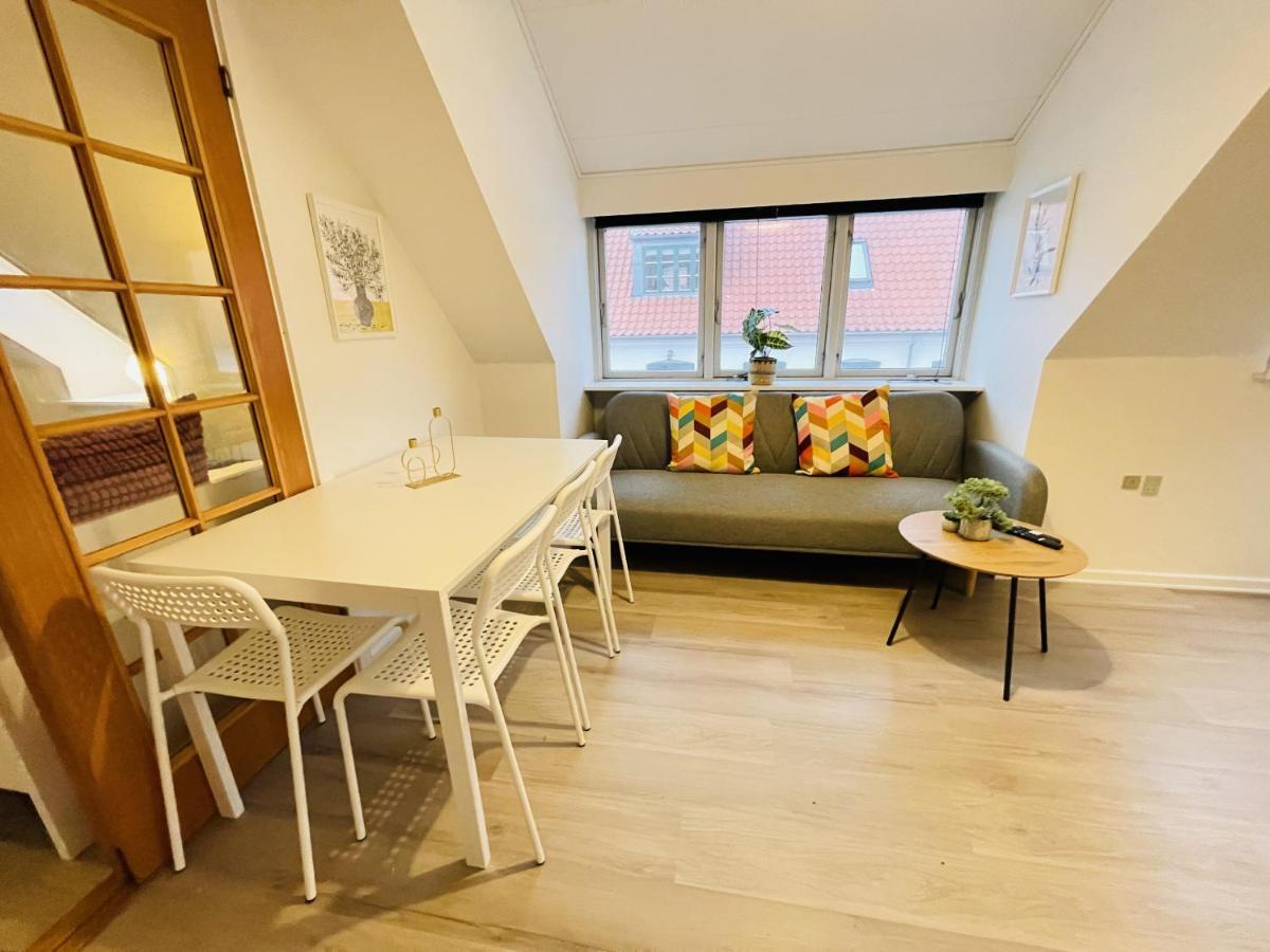Aday - Great 1 Bedroom Central Apartment イェリング エクステリア 写真